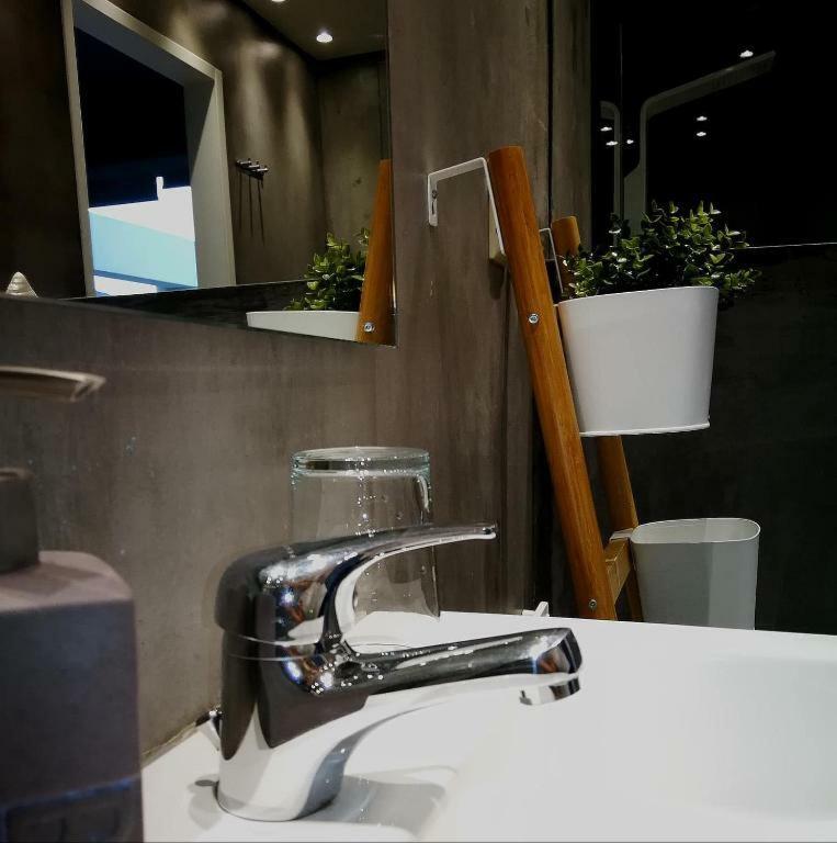 Port View Suites 2 Kavála Luaran gambar